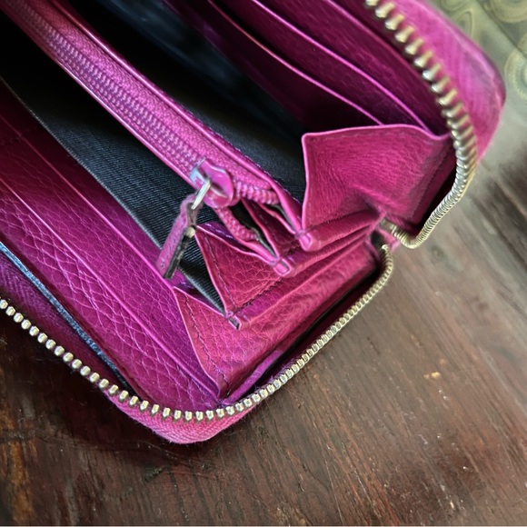 Authentic Gucci Soho Zip Wallet in Pink (Barbie Vibes!) Pebble Leather w Tassel - Picture 10 of 13